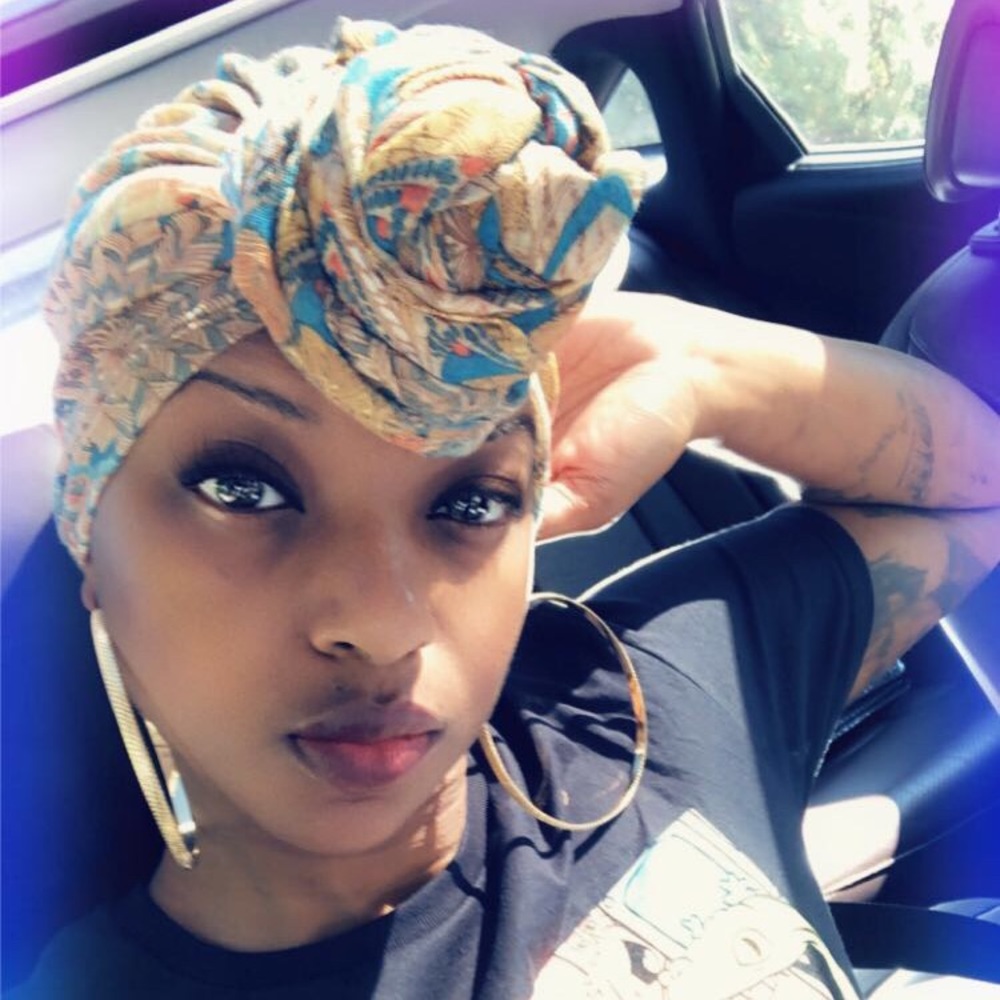 Meet your Posher, AVI